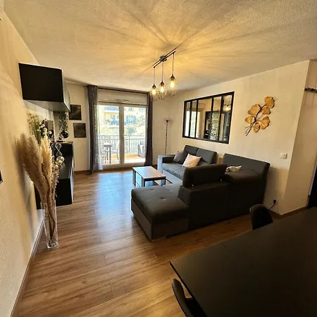 Апартаменты Calme Et Spacieux A Aix En Provence